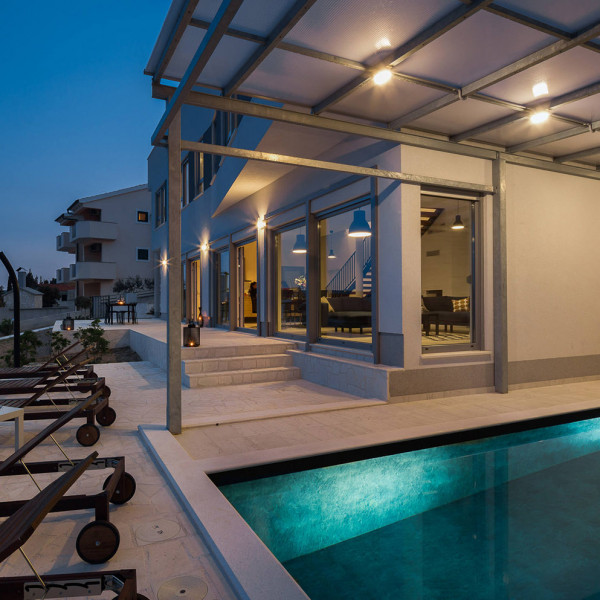 Villa Bilo Idro, Villa Bilo Idro, ein luxuriöses Ferienhaus mit beheiztem Pool in Dalmatien Posedarje