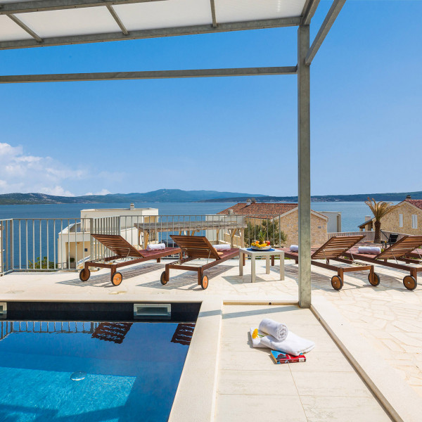 Villa Bilo Idro, Villa Bilo Idro, ein luxuriöses Ferienhaus mit beheiztem Pool in Dalmatien Posedarje