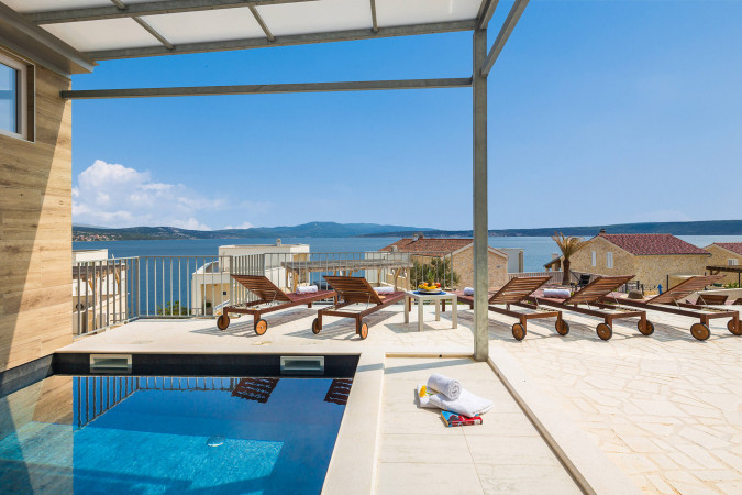 Opuštajuće funkcionalna, Villa Bilo Idro, luksuzna kuća za odmor s grijanim bazenom u Dalmaciji Posedarje